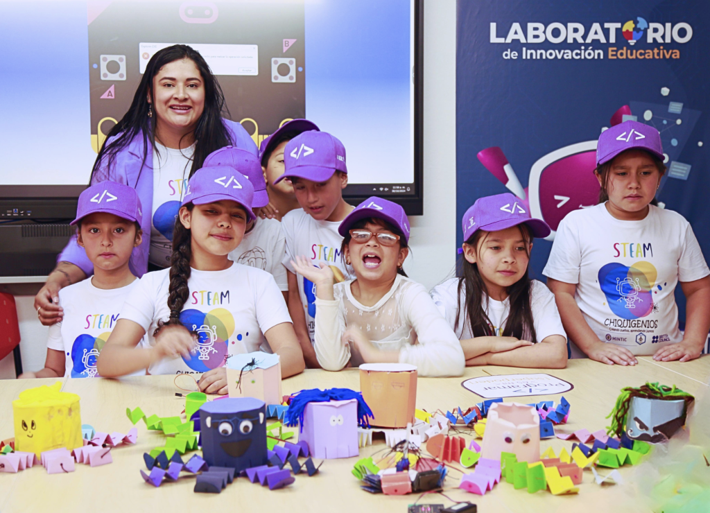 Galería de imágenes de niños STEM
