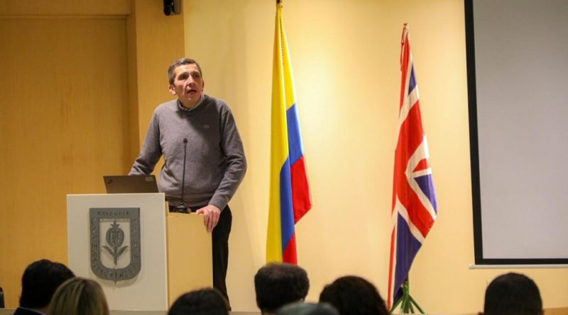 Alcalde de Chía en auditorio