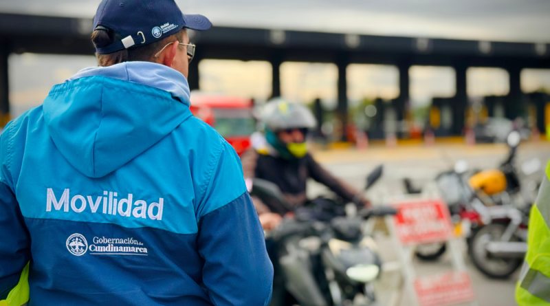 Movilidad en autopistas de Colombia puente festivo
