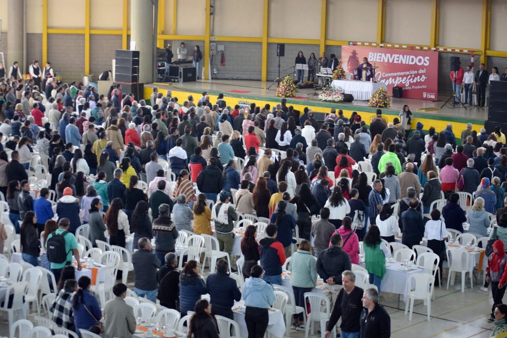 Grupo de adultos mayores.