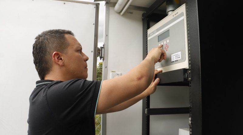 Medidor de aire detecta grave contaminación del aire en Soacha.