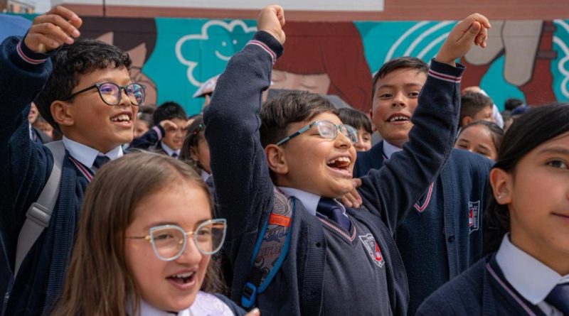Niños de la escuela San José de Balaguer en Chía.