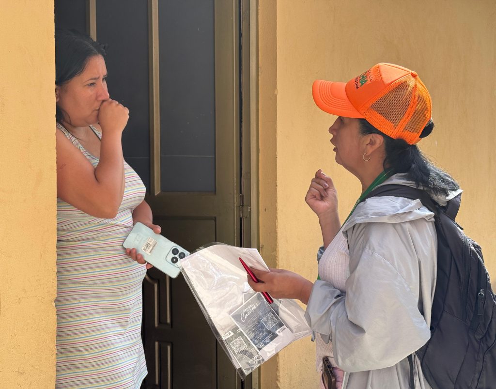 La Administración salió a las calles para promover la escolarización