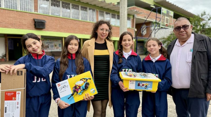 Grupo de estudiantes del SENA.