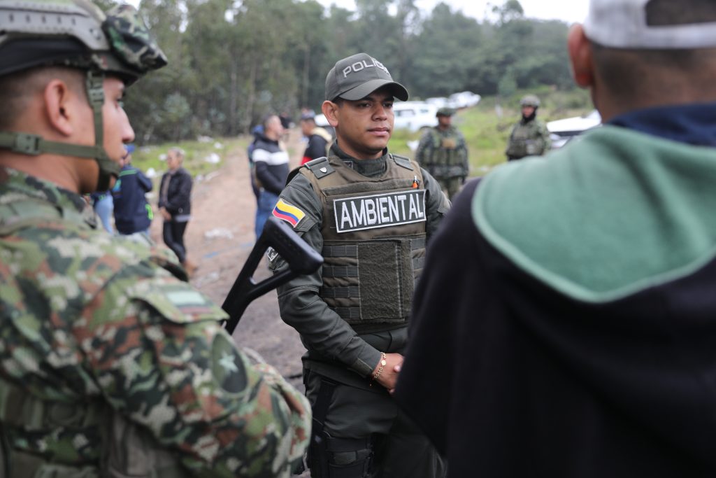 Policía y ejército Nacional en Nemocón
