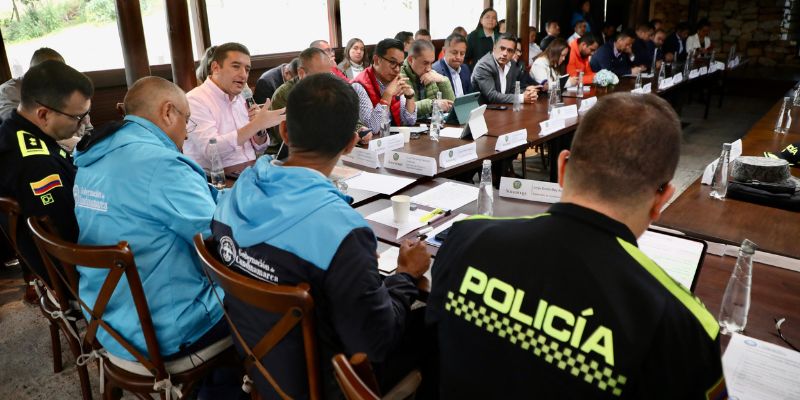 Equipo de seguridad de la Gobernación de Cundinamarca
