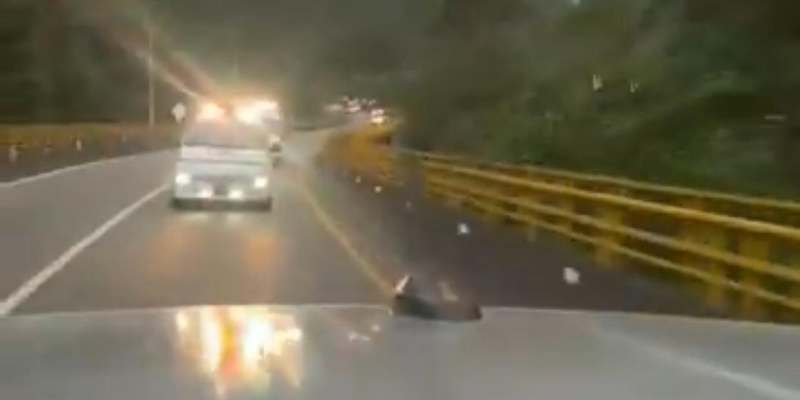 Ambulancia llevando personas a Bogotá de Villavicencio