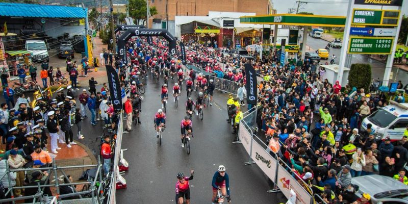 Gran fondo de ciclista sen las vías de Cundinamarca.