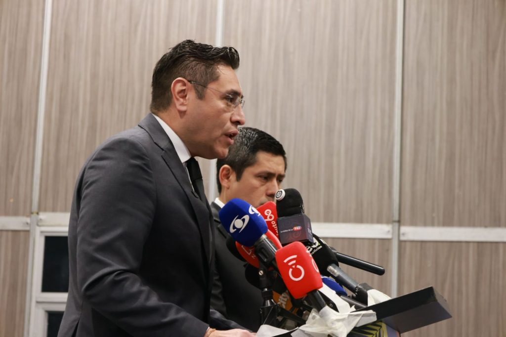 declaratoria oficial de elección de sus representantes a la Cámara.