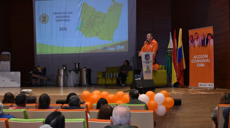 Alcalde de Chía reunido con presidentes de la JAC