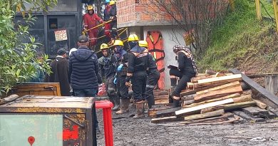 Gobernador Jorge Rey lamenta la muerte de siete trabajadores en accidente minero de Sutatausa Gobernador Jorge Rey lamenta la muerte de siete trabajadores en accidente minero de Sutatausa
