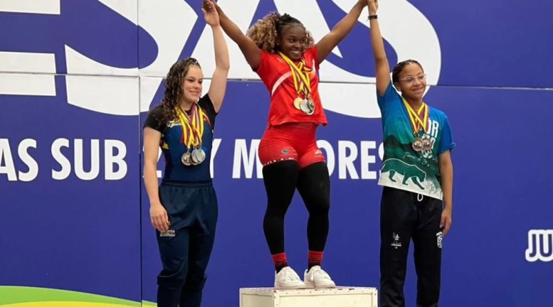 Medallistas en el Pódium de Cundinamarca