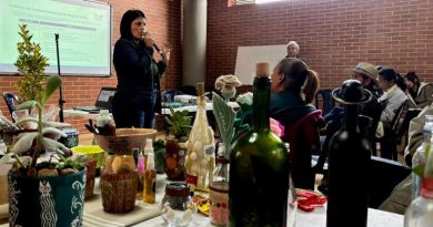 La Secretaría para el Desarrollo Económico lideró un encuentro estratégico para fortalecer las iniciativas sostenibles del municipio y abrirles camino hacia mercados verdes.