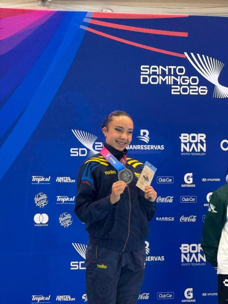 Patinadora que gano plata en Juegos Centroamericanos