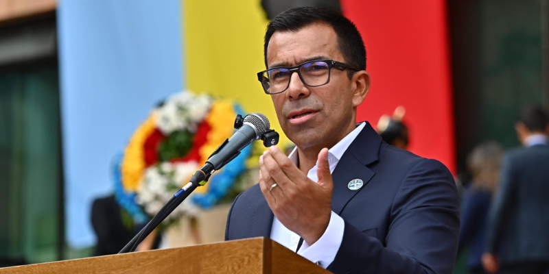 El gobernador manifestó que la siguiente etapa será presentar el proyecto ante entidades financieras y organismos internacionales para atraer inversionistas.