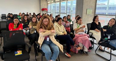 Chía transforma de estereotipos para prevenir las violencias de género Prevenir las violencias por razones de sexo y género también implica cuestionar aquellas ideas y comportamientos que, con el tiempo, pueden normalizar relaciones desiguales. Con este propósito, la Dirección de Derechos y Resolución de Conflictos de Chía desarrolló el taller “Transformando Estereotipos”, un espacio orientado a fortalecer la autonomía y el empoderamiento de las mujeres.