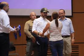 Entrega de casas en Cali hecha por el Presidente