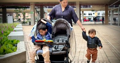 Chía fortalece el bienestar de las personas cuidadoras Mujer cuidadora